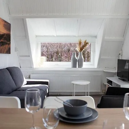 Springtij, Sandepark 147 * Callantsoog